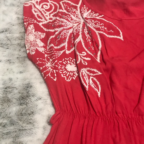 Summer dress - Picture 3 of 4